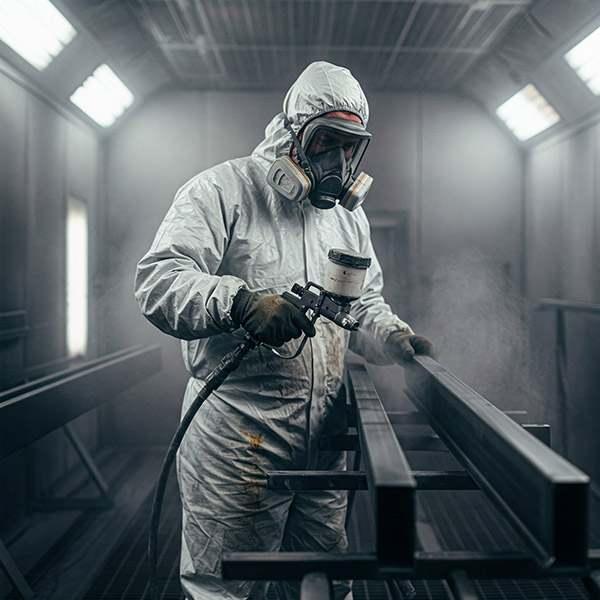 Industrielackierung: professionelle Beschichtung für Schutz und Optik