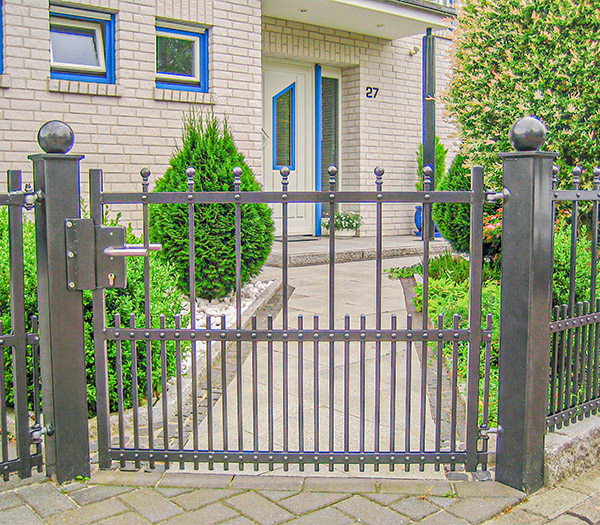 Zaunbau: Metallzaun und Geländer mit hochwertigem Finish